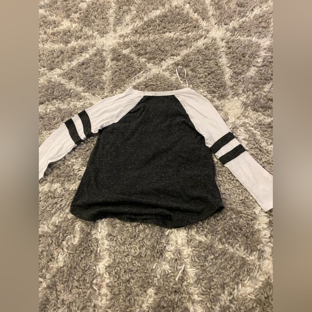 Cute worn once grey top